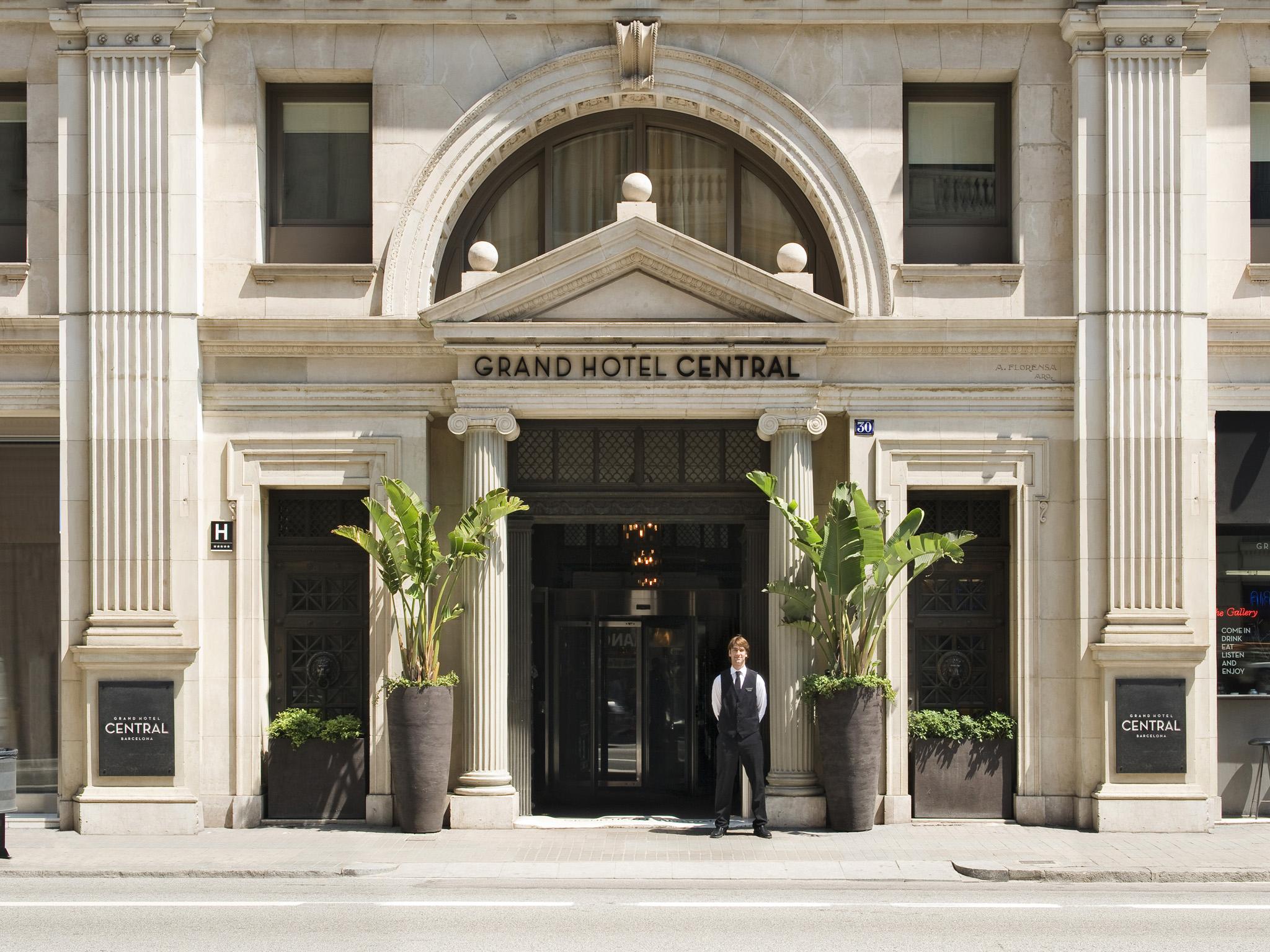 Grand Hotel Central, Small Luxury Hotels Barcelona Luaran gambar The Grand Hotel Central