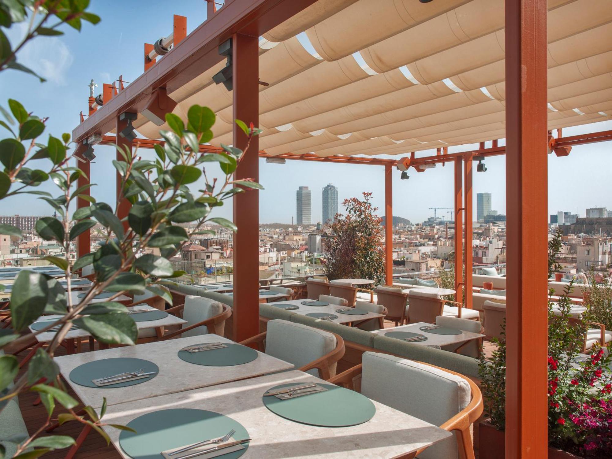 Grand Hotel Central, Small Luxury Hotels Barcelona Luaran gambar The rooftop terrace