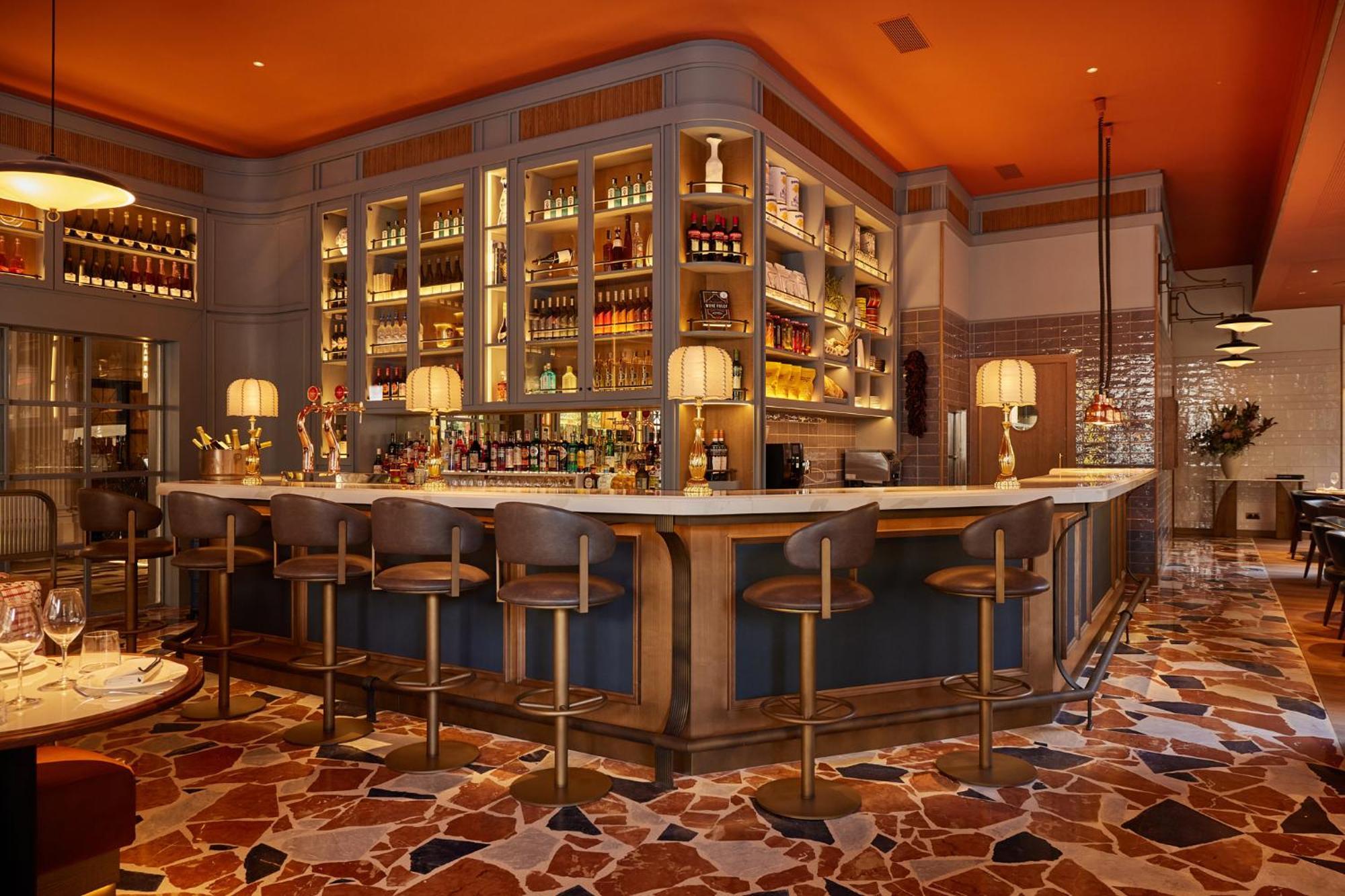 Grand Hotel Central, Small Luxury Hotels Barcelona Luaran gambar The bar at the restaurant