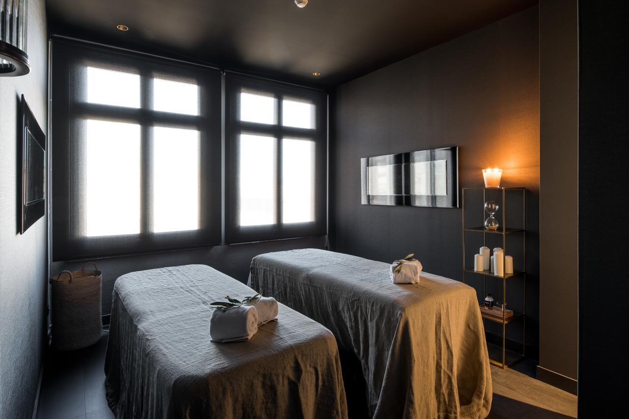 Grand Hotel Central, Small Luxury Hotels Barcelona Luaran gambar Treatment room at the spa